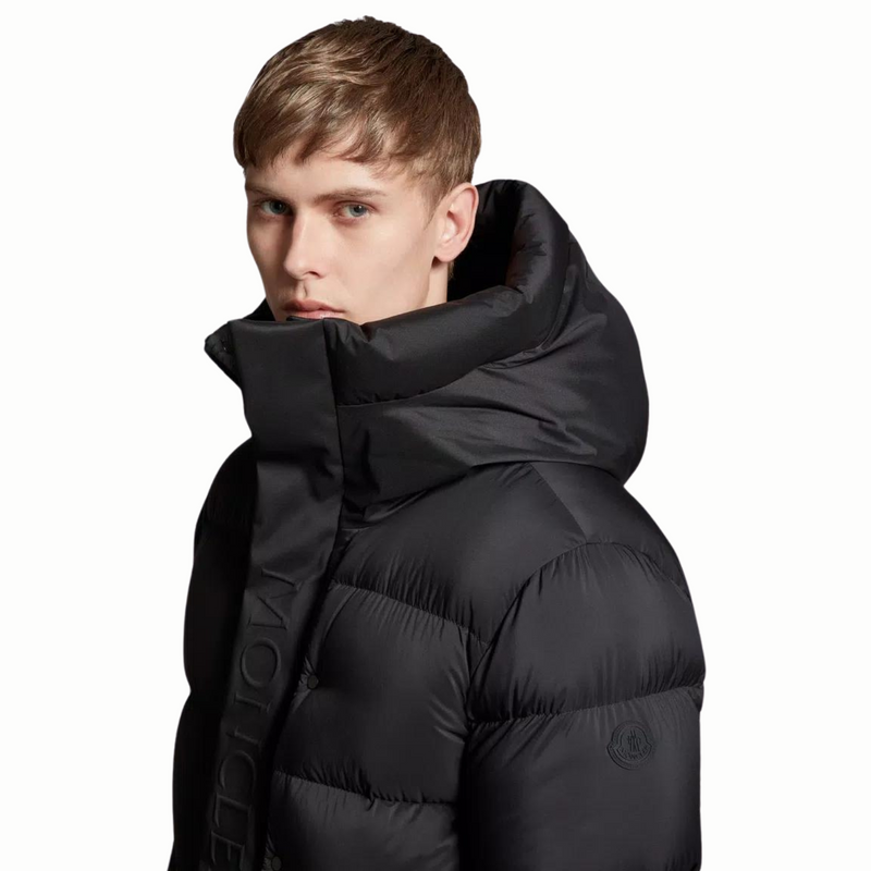 Moncler Madeira Short Down Jacket